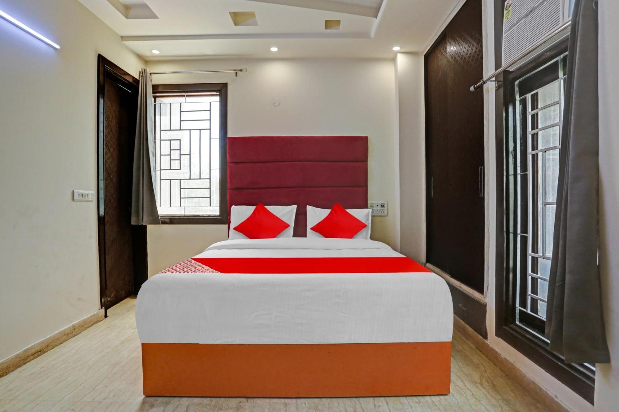 Hotel O Golden Key Inn Punjabi Bagh 뉴델리 외부 사진